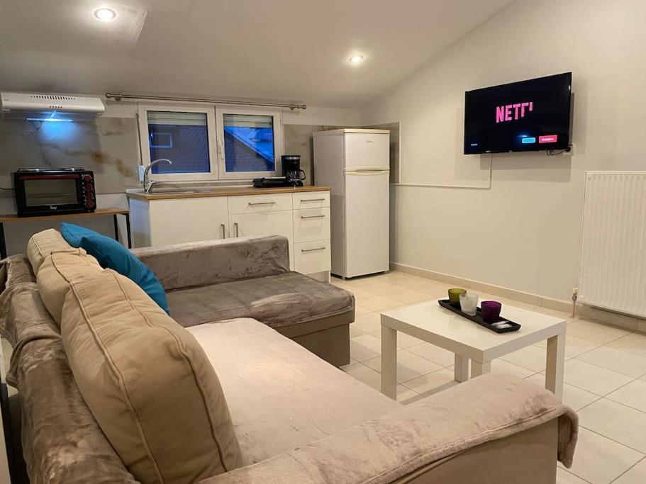 Riga'S Modern Attic Apartment Drama Bagian luar foto
